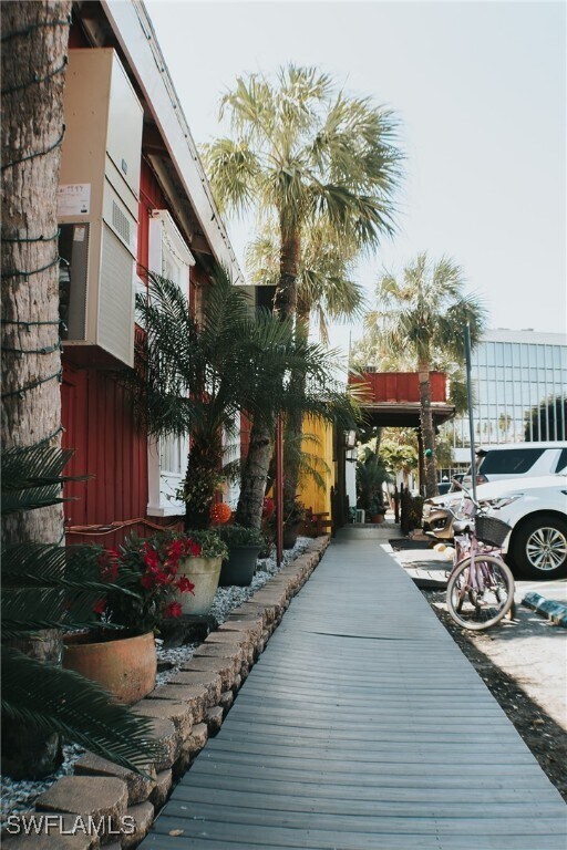 Building Photo - 7270 Saona CT