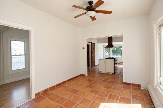 Building Photo - 45 Lynbrook Ave