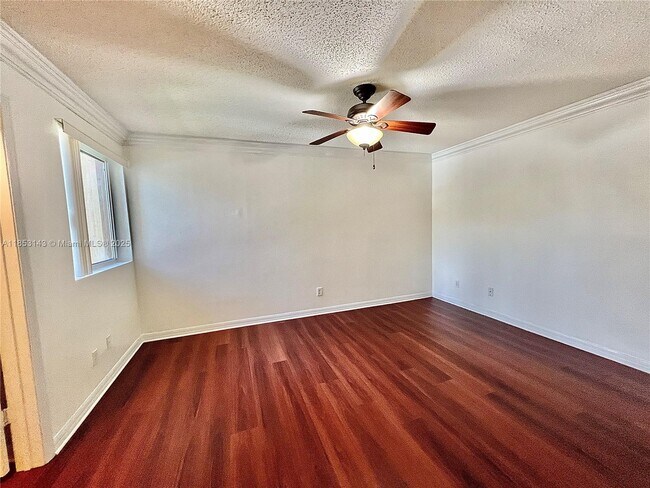 Building Photo - 9905 Westwood Dr