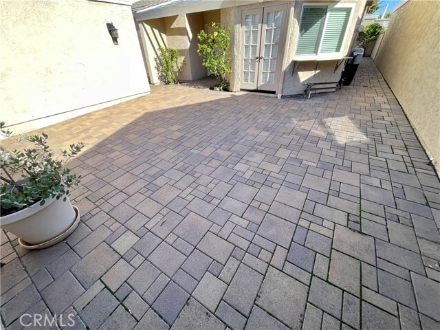 Building Photo - 28082 Palmetto Ct