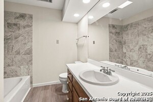 Building Photo - 162 Amistad Blvd