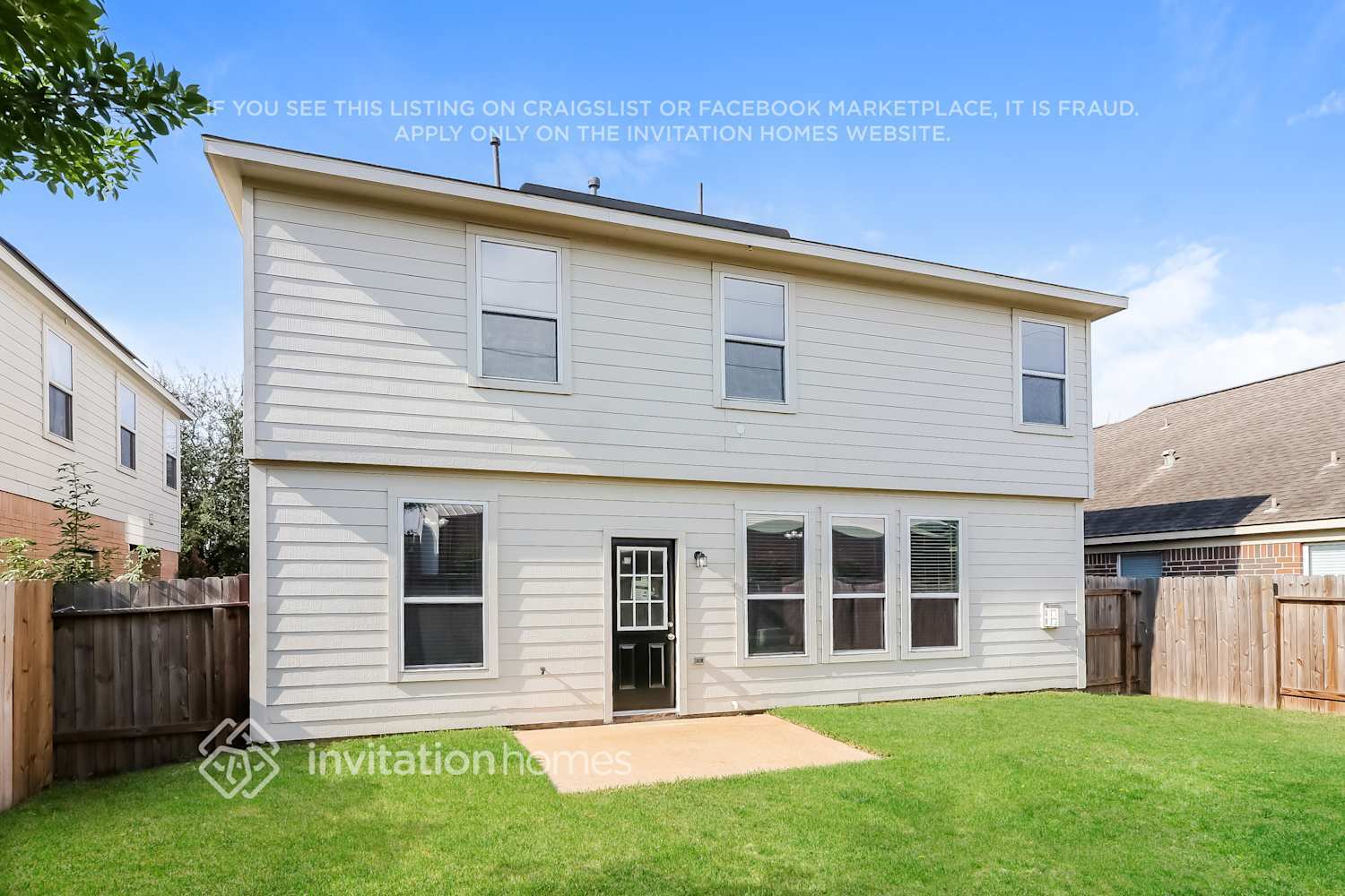 Building Photo - 19115 Badger Ct