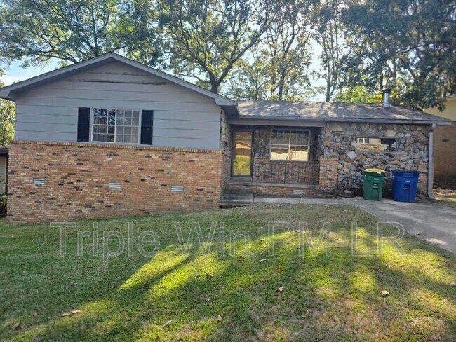 Primary Photo - 5505 Crescent Dr