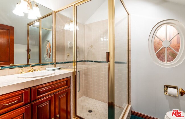 Building Photo - 2771 Club Dr