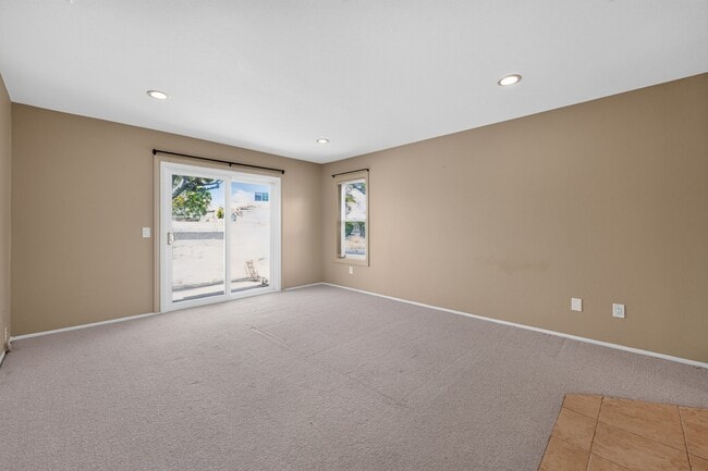 Building Photo - 12137 Putting Green Row