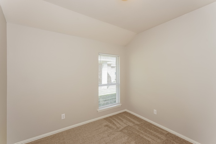Building Photo - 2113 Natchez Dr