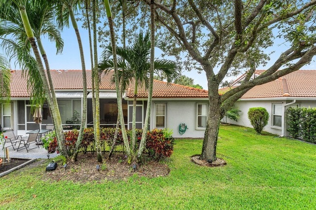 Building Photo - 8084 Summer Shores Dr