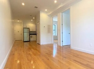 Building Photo - 534 New Lots Ave