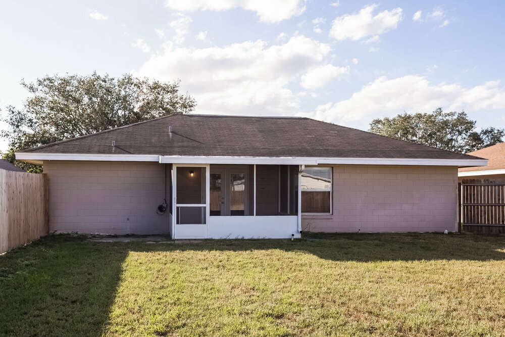 Building Photo - 80 Lake Daisy Blvd