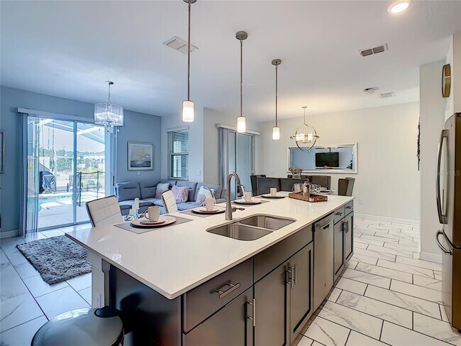 Building Photo - 580 Pebble Beach Dr