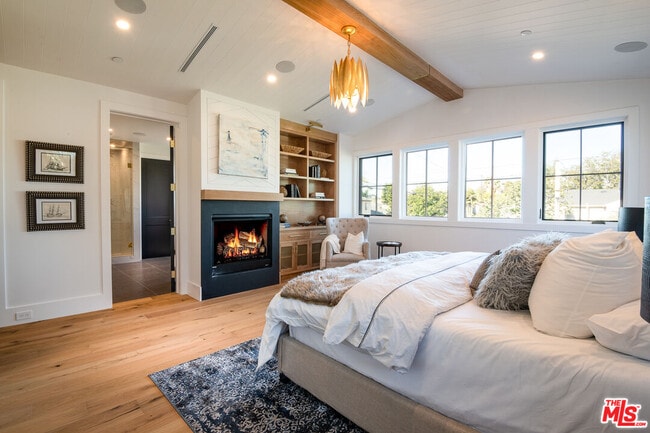 Building Photo - 12561 Westminster Ave