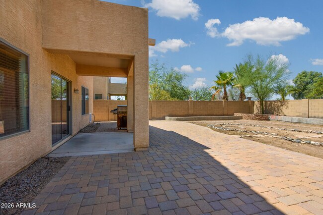 Building Photo - 44640 Yucca Ln