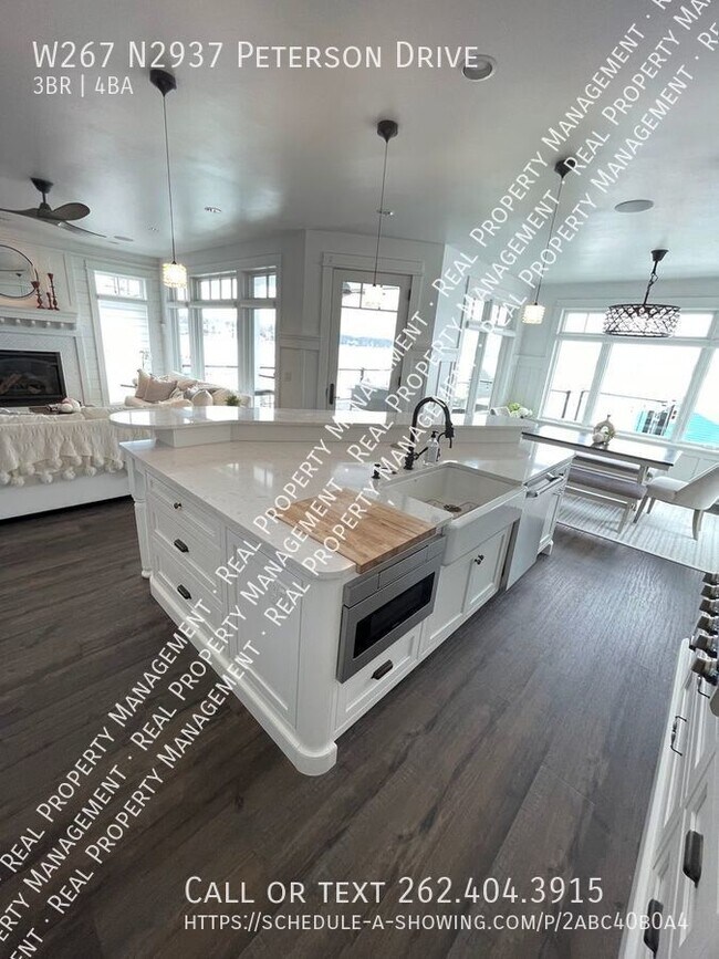 Building Photo - Fully Furnished Stunning Home on Pewaukee ...