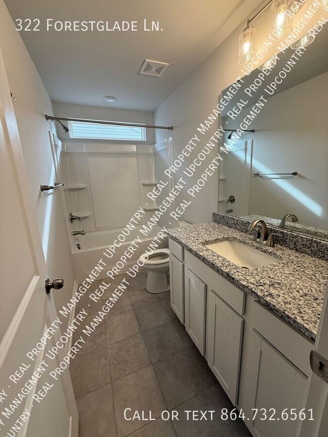 Building Photo - 322 Forestglade Ln