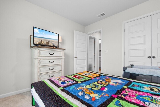 Building Photo - 1057 Saltgrass Way