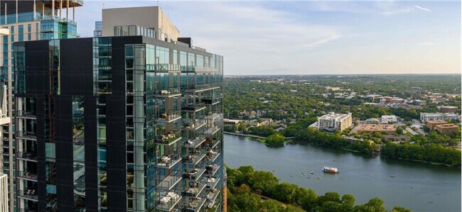 Building Photo - 81 Rainey St