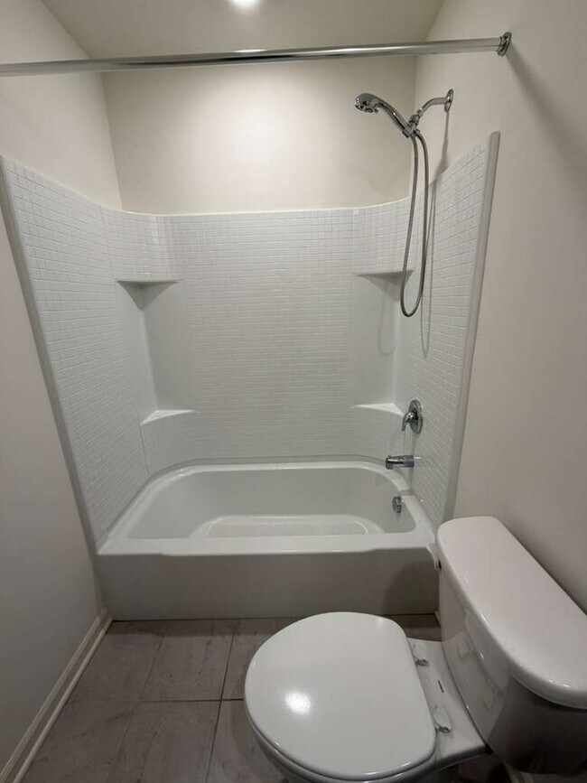 Building Photo - 2016 Yellowstone Blvd