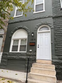 Building Photo - Newly Renovated 4BR Home in East Baltimore...
