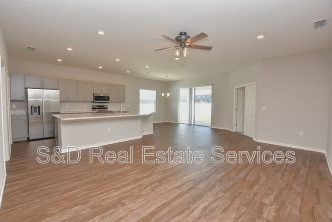 Building Photo - 920 Montgomery Ln