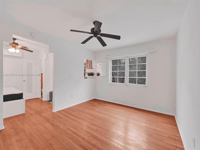 Primary Photo - 260 Euclid Ave
