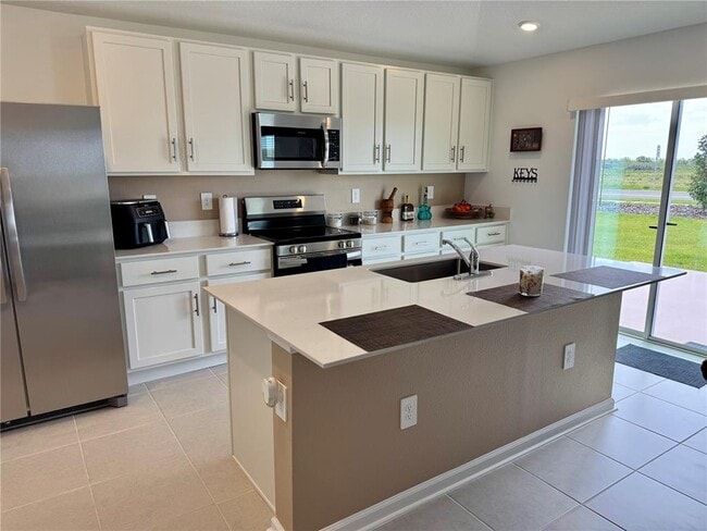 Building Photo - 2405 Bluestone Rd