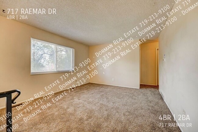 Building Photo - 717 Raemar Dr