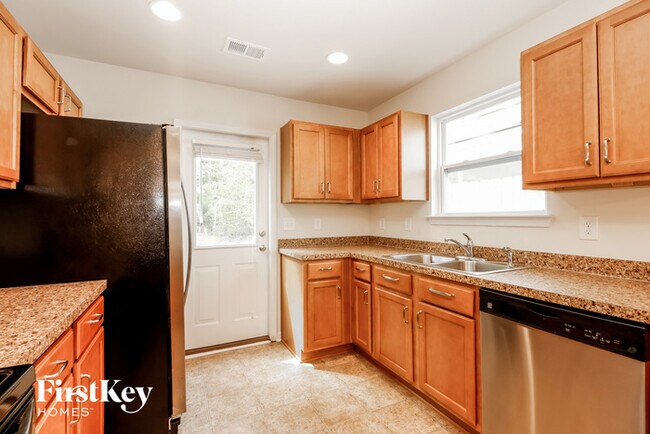 Building Photo - 174 Keaton Brook Dr