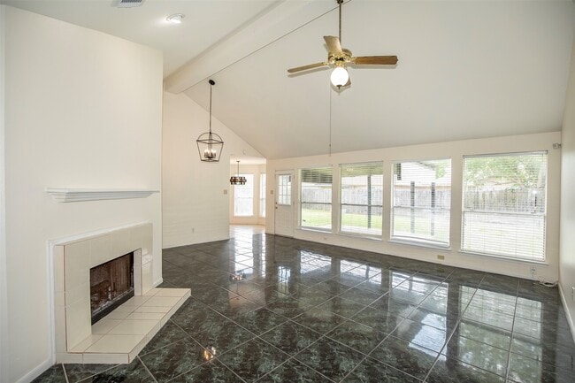 Building Photo - 11514 Sagecreek Dr