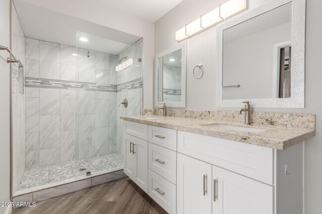 Building Photo - 9460 E Mission Ln