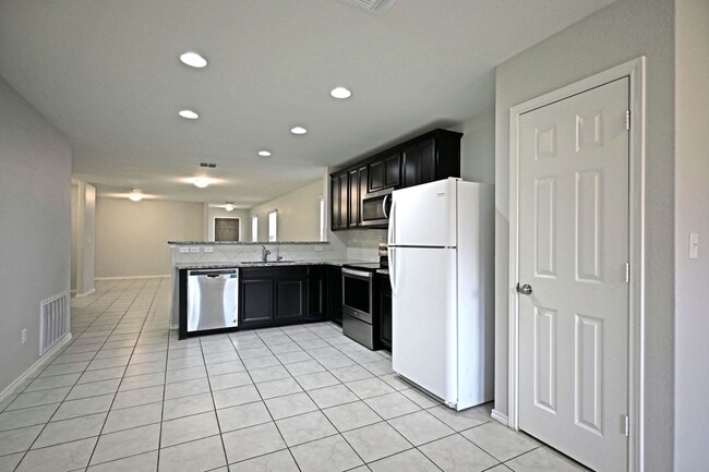 Building Photo - 458 Russian Sage