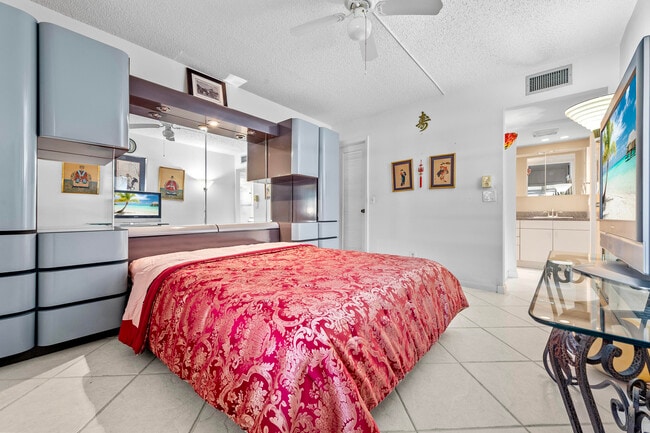 Building Photo - 344 Piedmont Trail