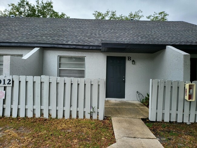 Building Photo - 2012 S 10th St