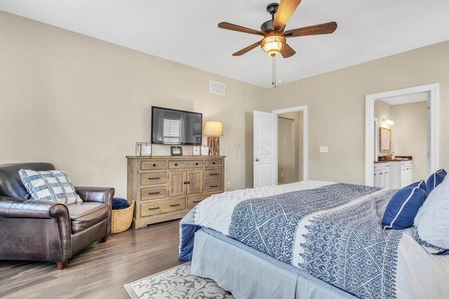Building Photo - 5598 Ballantrae Woods Dr