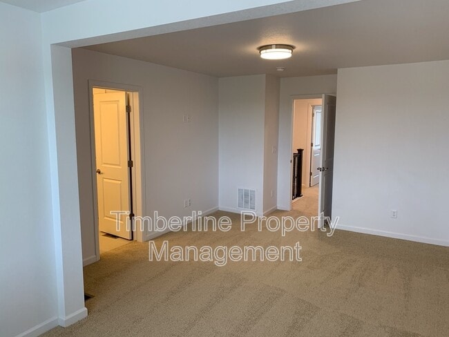 Building Photo - 811 Marine Corps Dr