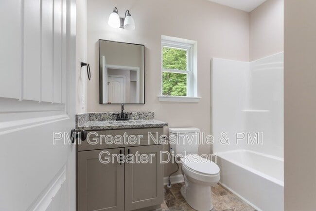 Building Photo - 218 Mike St