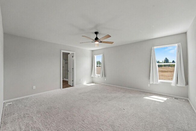 Building Photo - 15065 Iverson Lp SE