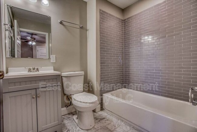 Building Photo - 1623 E Baltimore St