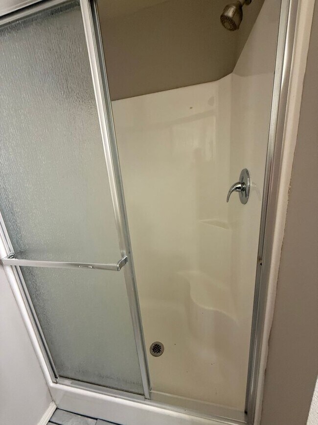 Building Photo - 1528 N 24th St