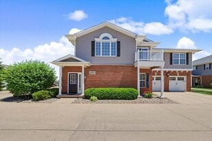 Building Photo - 106 Essex Ln