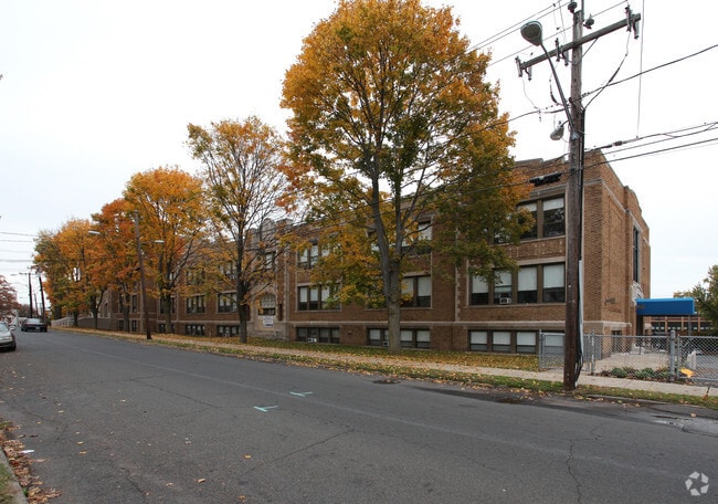 Building Photo - The School Apartments