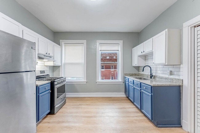 Building Photo - 4200 W 21st Pl