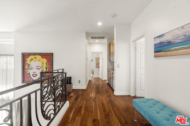 Building Photo - 4544 Tobias Ave