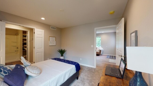 Building Photo - Beautiful NEW Home