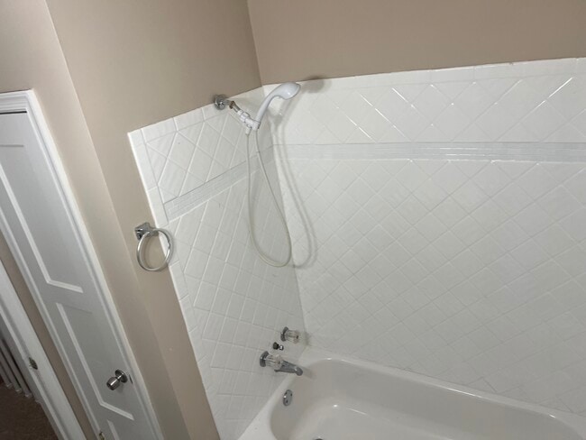 Building Photo - 44X Random Rd