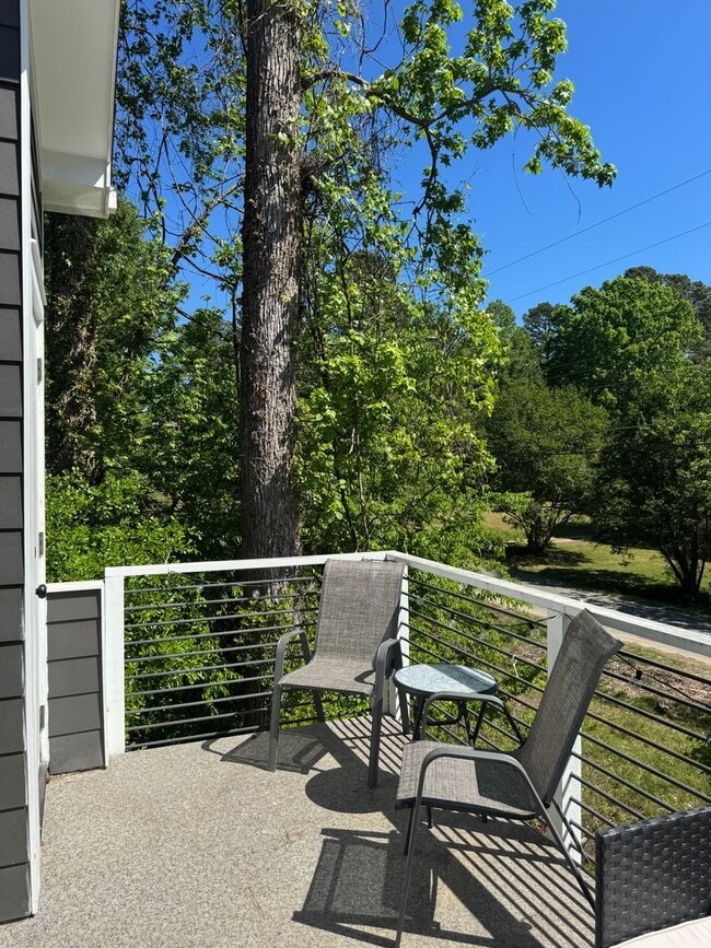 Building Photo - Tastefully Built Modern Durham Home