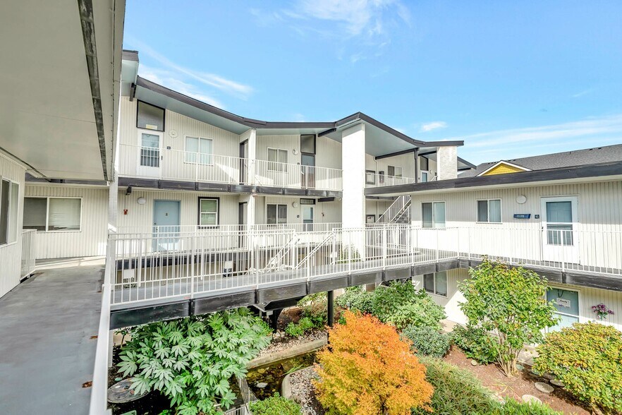 The Larson 7645 Pacific Ave WA 98408 Apartment Finder