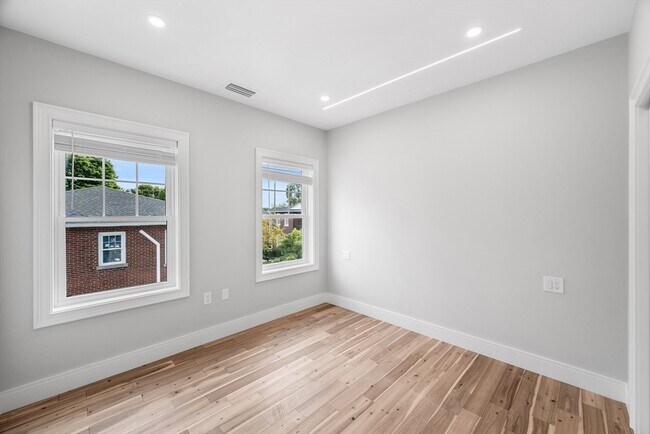 Building Photo - 30 Pitman Rd