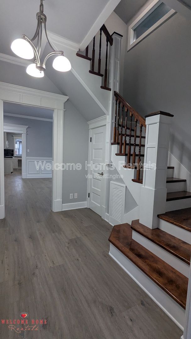 Building Photo - 4520 S Thompson Ave