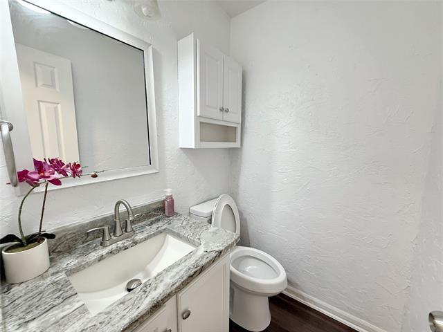 Building Photo - 1713 River Birch Dr