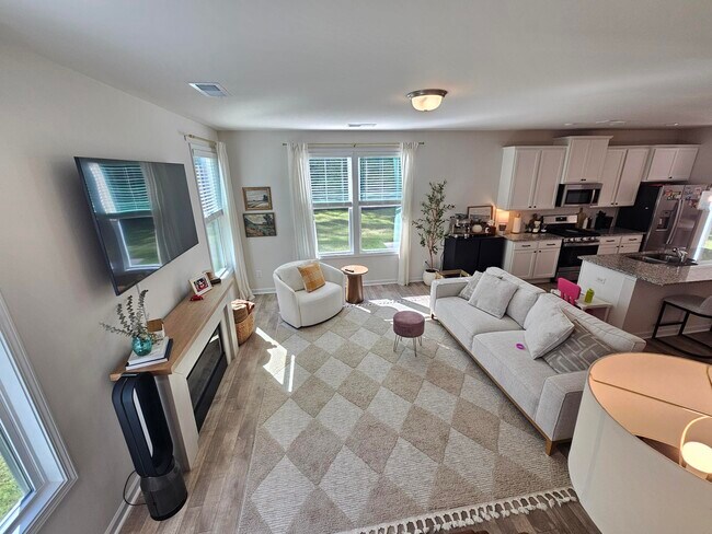 Building Photo - 698 Oak Br Pl